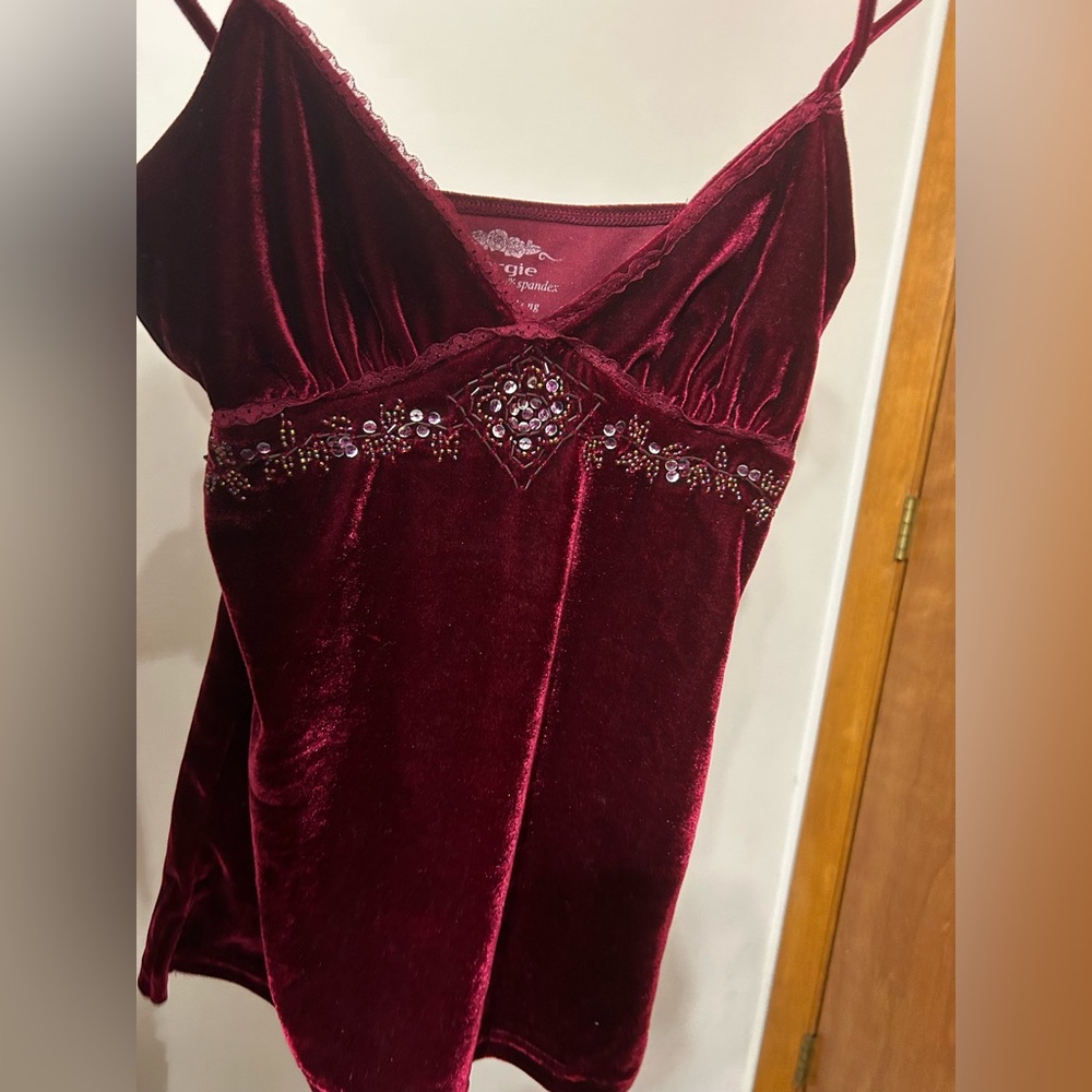 Velvet top